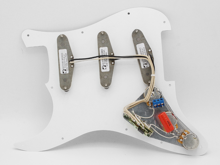 配線済ピックガードアッセンブリー 57STタイプ 8点止 白1P通販｜ギター