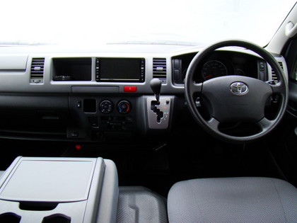 純正HDDナビ装備済！ ： 中古車「200系スーパーロングDX」｜トランポ