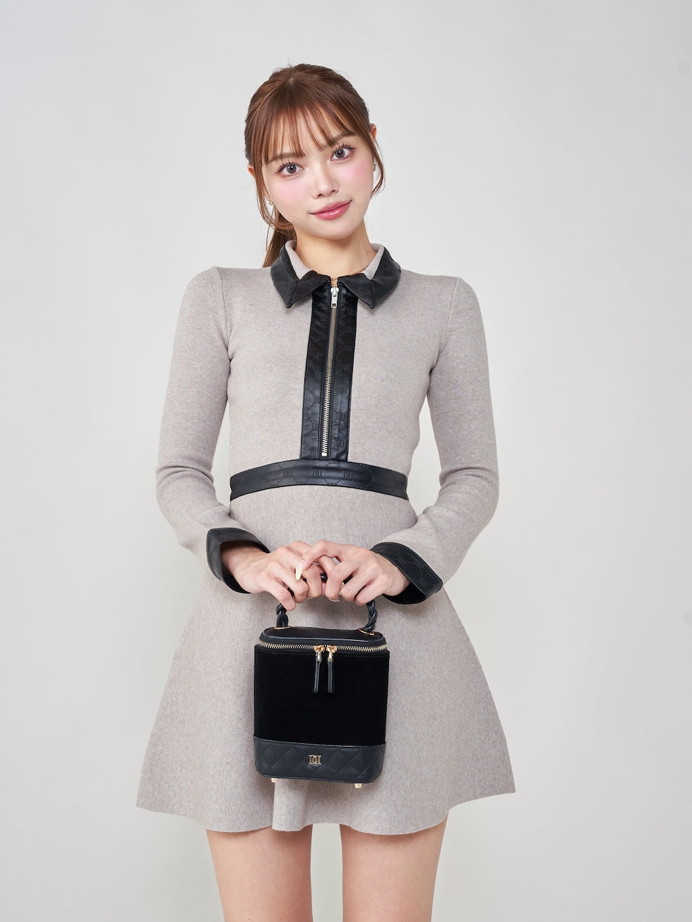 ロゴレザーフレアミニワンピース – Darich (ダーリッチ)