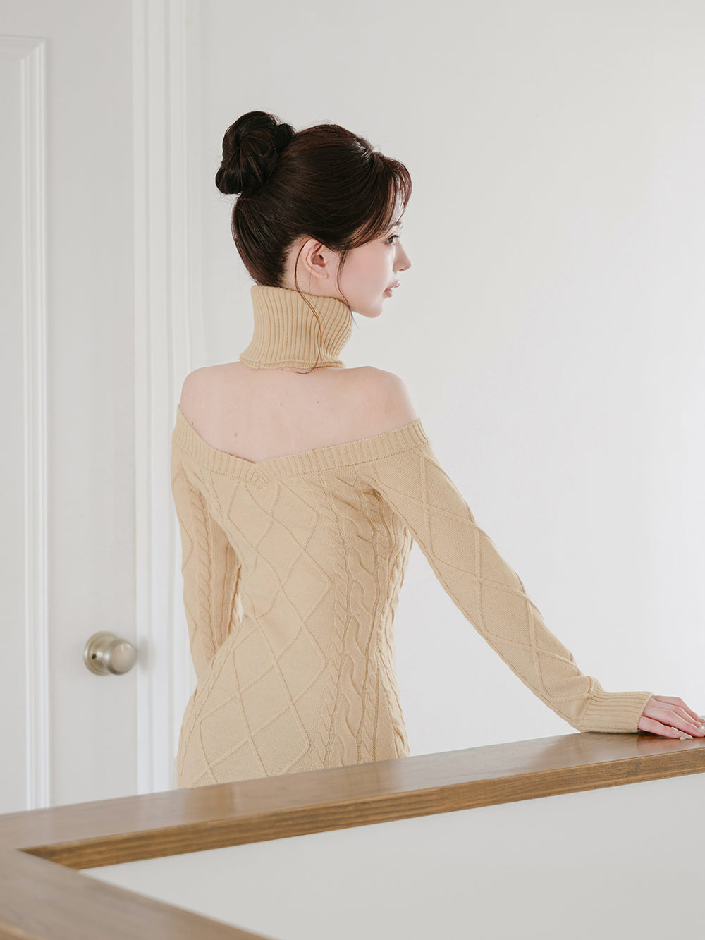 オープンショルダーケーブルニットロングワンピース – Darich (ダーリッチ)