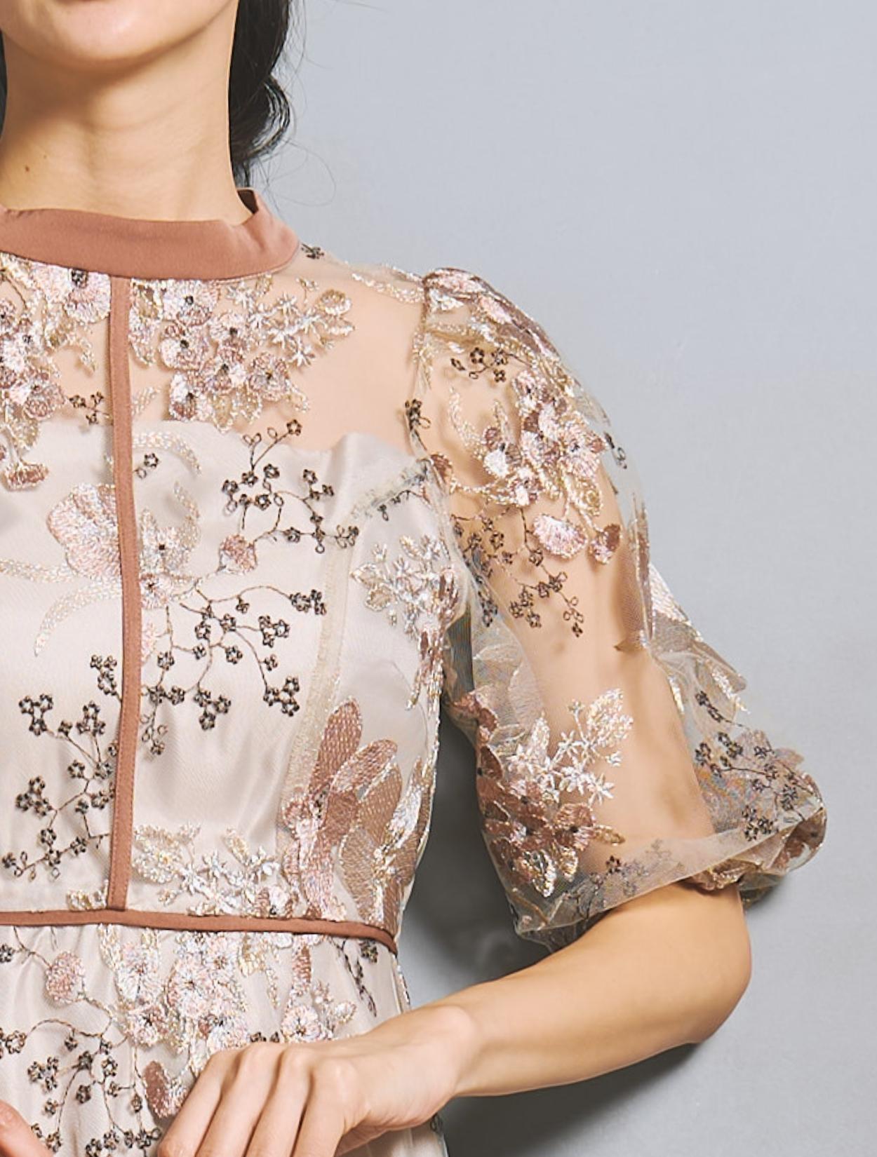 M/L】フラワー刺繍パイピングドレス（ピンク）DPSET0930のレンタル