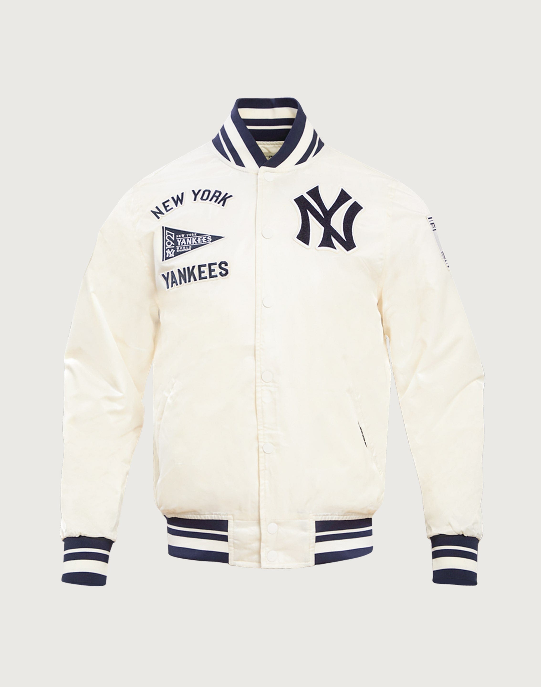 Pro Standard MLB New York Yankees Retro Classic Rib Satin Jacket