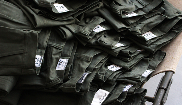 DEADSTOCK】70-80s French Air Force Utility Trousers.素材