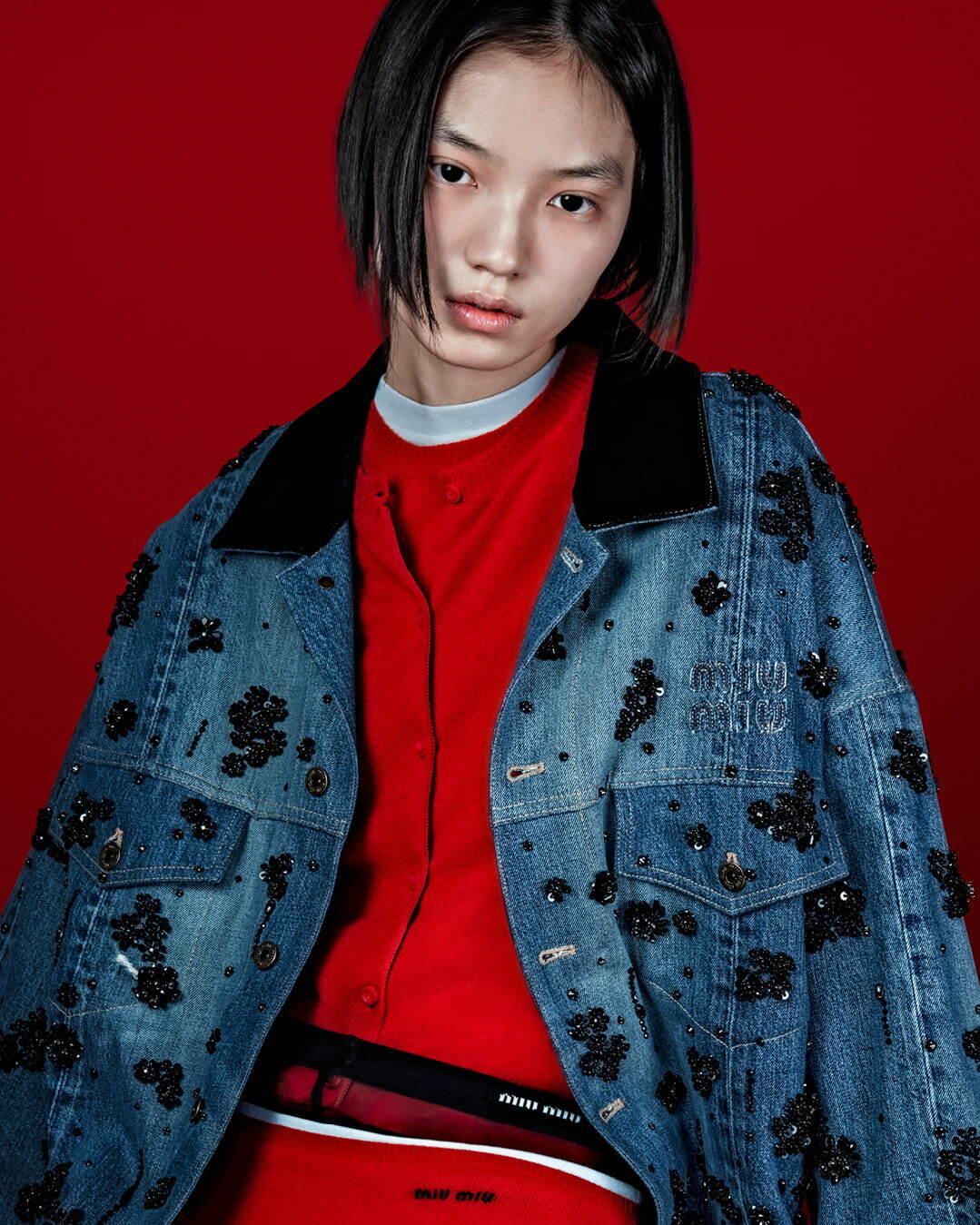 ミュウミュウ“ブラックの花刺繍”リメイクデニム - ジャケット