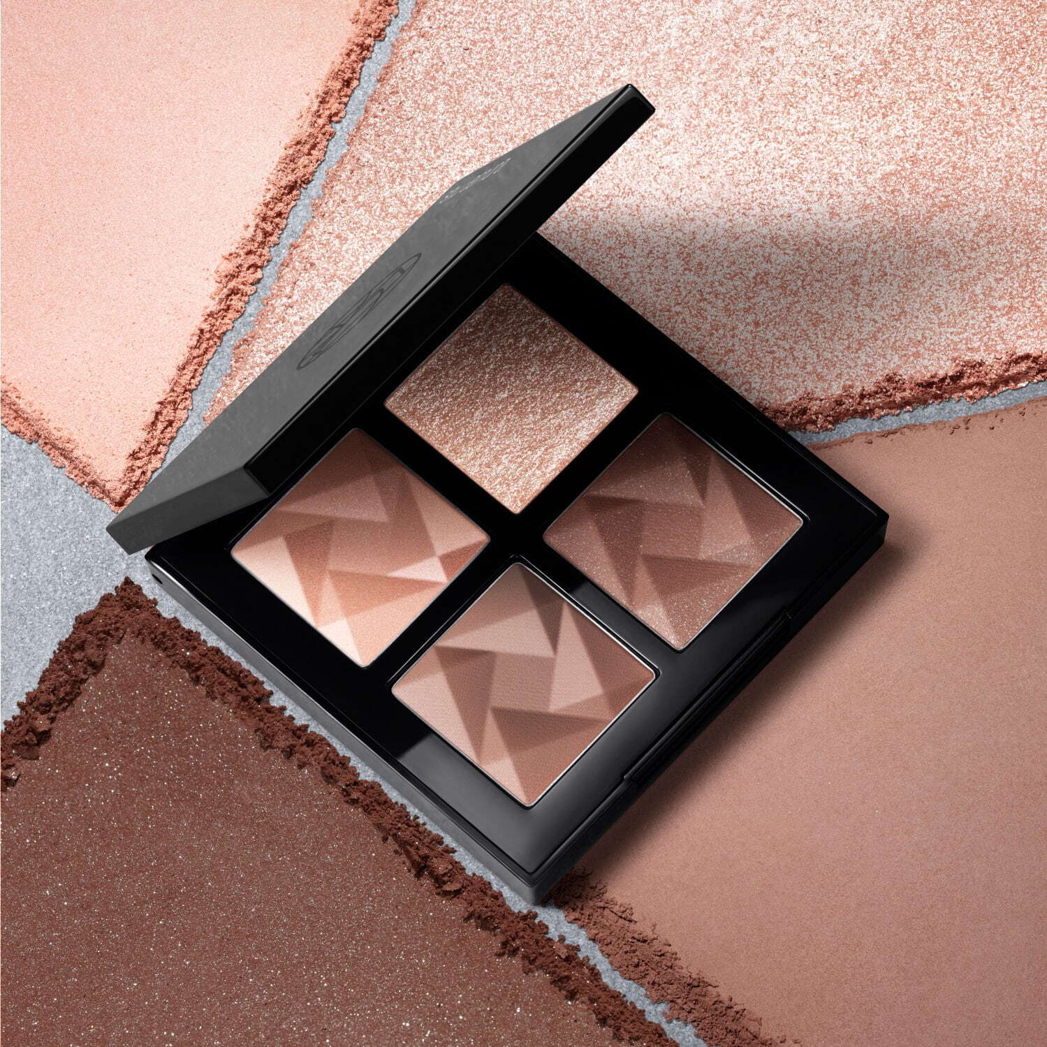 シュウ ウエムラ24年夏コスメ、“シックなミュートカラー”の新色アイ