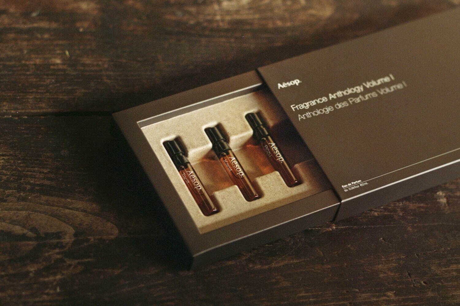 イソップ24年クリスマスコフレ第2弾、人気オードパルファンのミニ