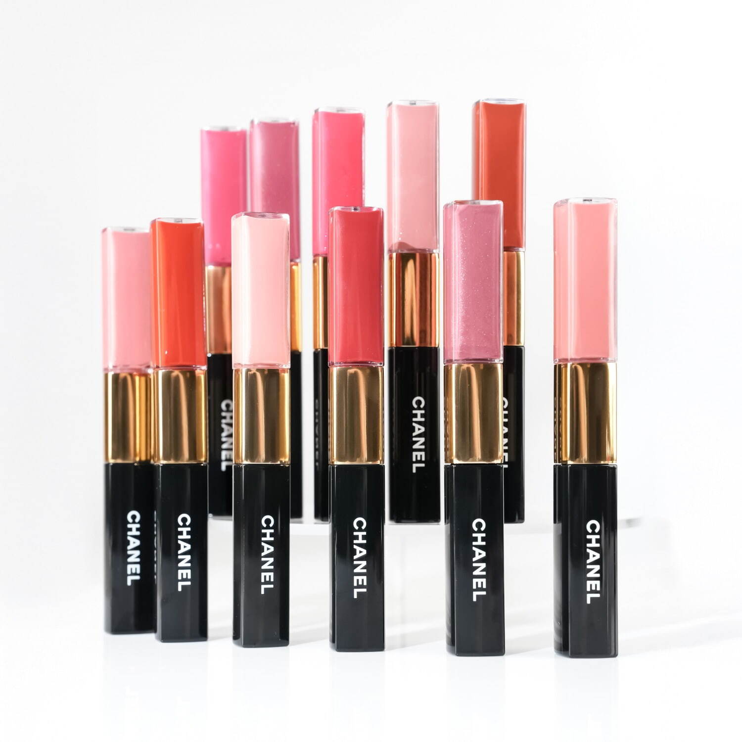 シャネル“最強に落ちにくい”2in1リップ全店発売スタート、透明グロスを