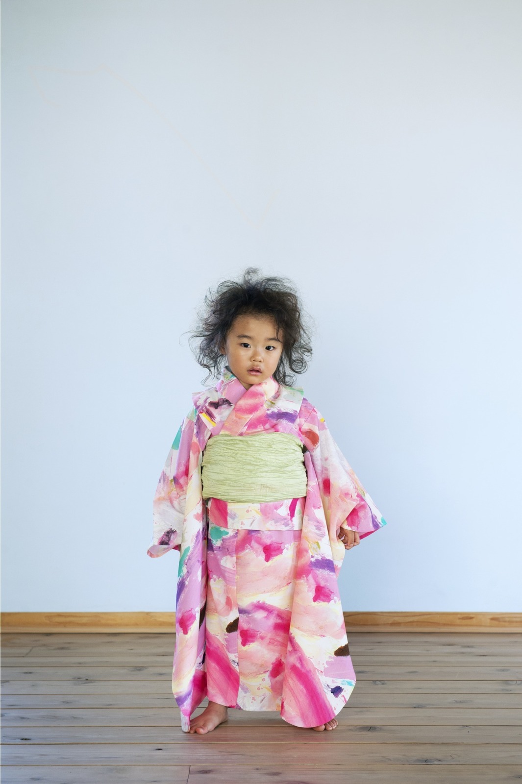 コシラエル“洗濯機で洗える”浴衣、ピンク×イエローのジェラートカラー