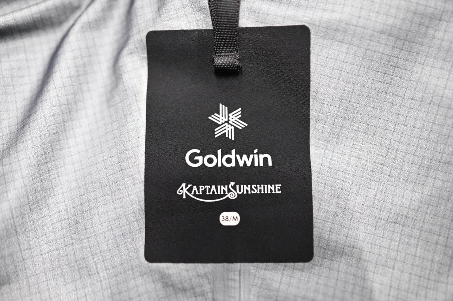 ゴールドウイン×キャプテン サンシャインのモンスターパーカー