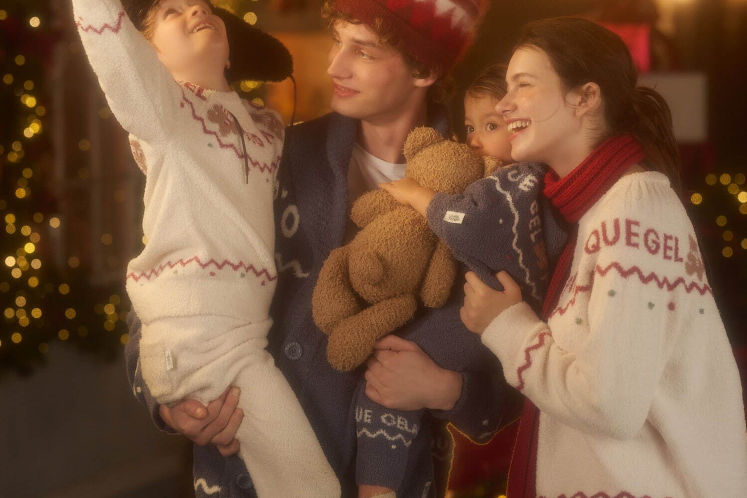 ジェラート ピケ24年クリスマス、“クマ入り”ノルディック柄ルーム