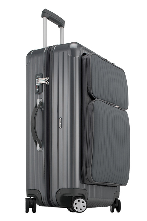 リモワ(RIMOWA)から