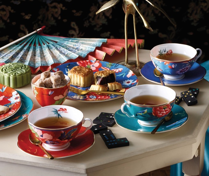 ウェッジウッドの新作「ペオニア ブラッシュ」ピオニーが主役