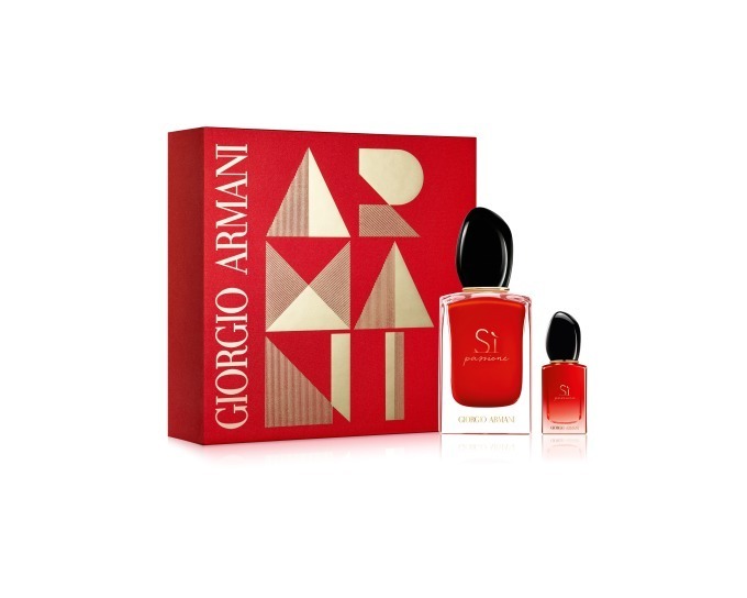 ジョルジオ アルマーニ ビューティのクリスマスコフレ＆コスメ、人気