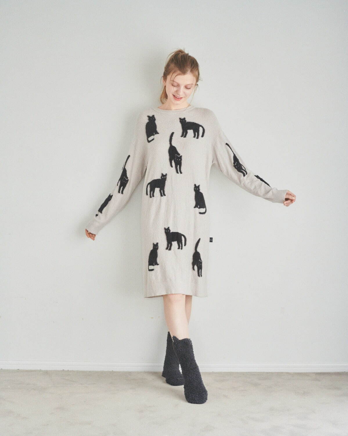 ジェラート ピケ「黒ねこハロウィン」のルームウェア、黒ねこに