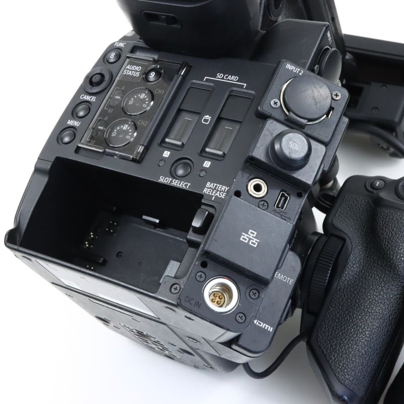 Canon EOS C100 ボディ（EFマウント）通電217時間