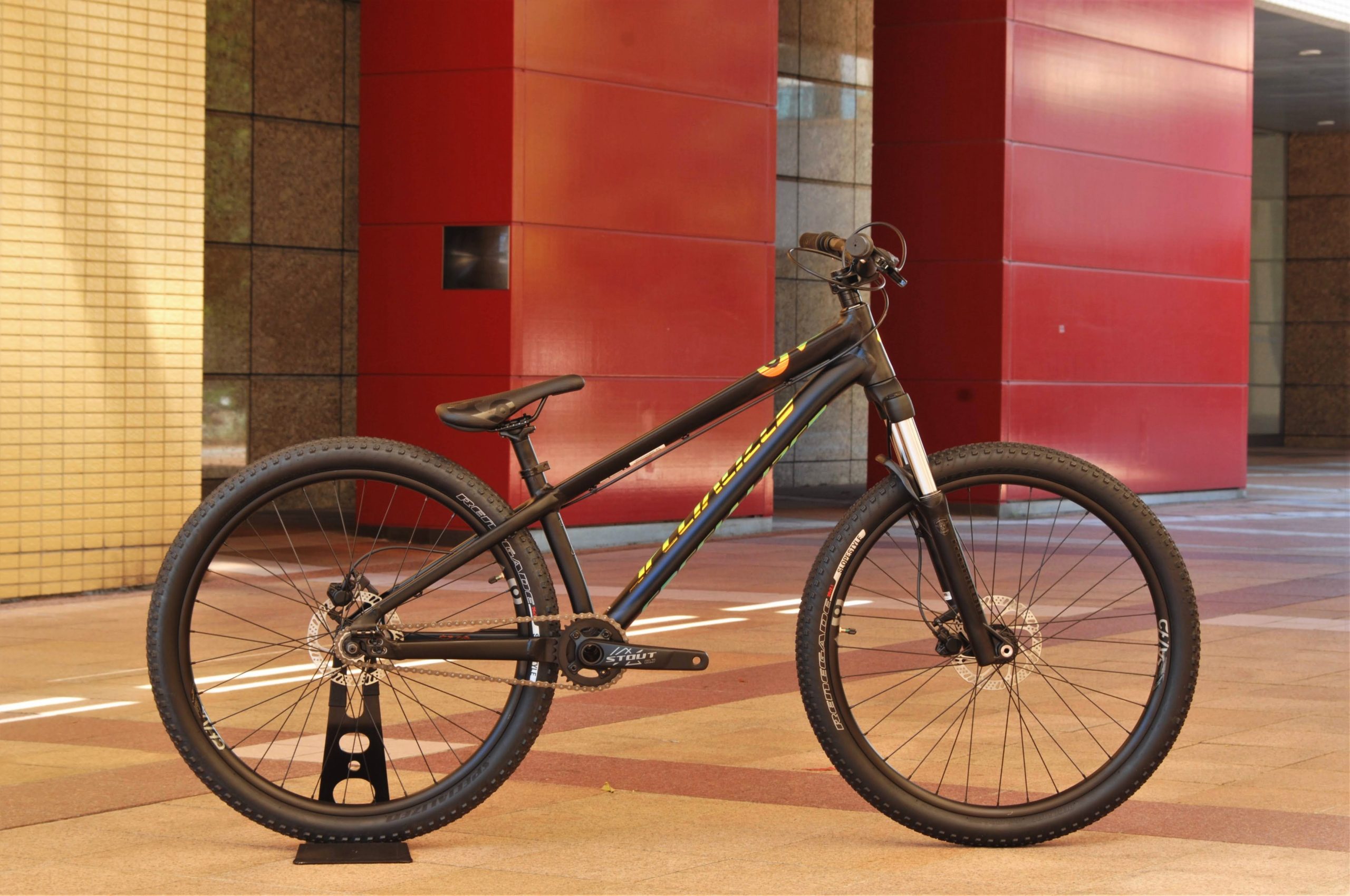 新品同様!! 2021 スペシャライズド P.3 / ダートジャンプ