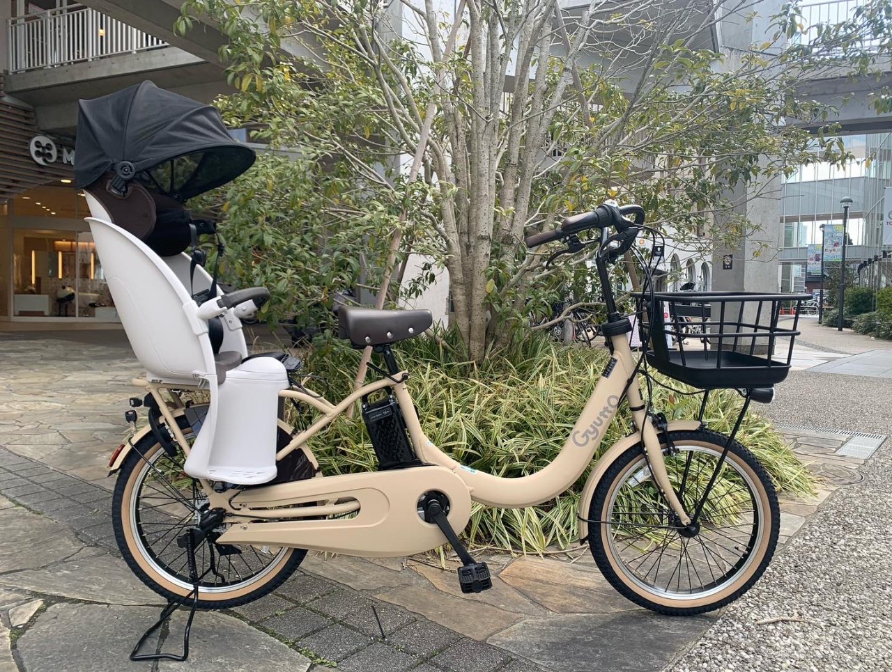 ベージュ系 ビッケ ブリヂストン子供乗せ電動アシスト自転車 H3214