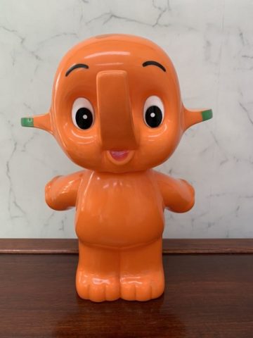 佐藤製薬 サトちゃん ソフビ 人形 高さ：約28.0㎝ 置物】 を豊明市の