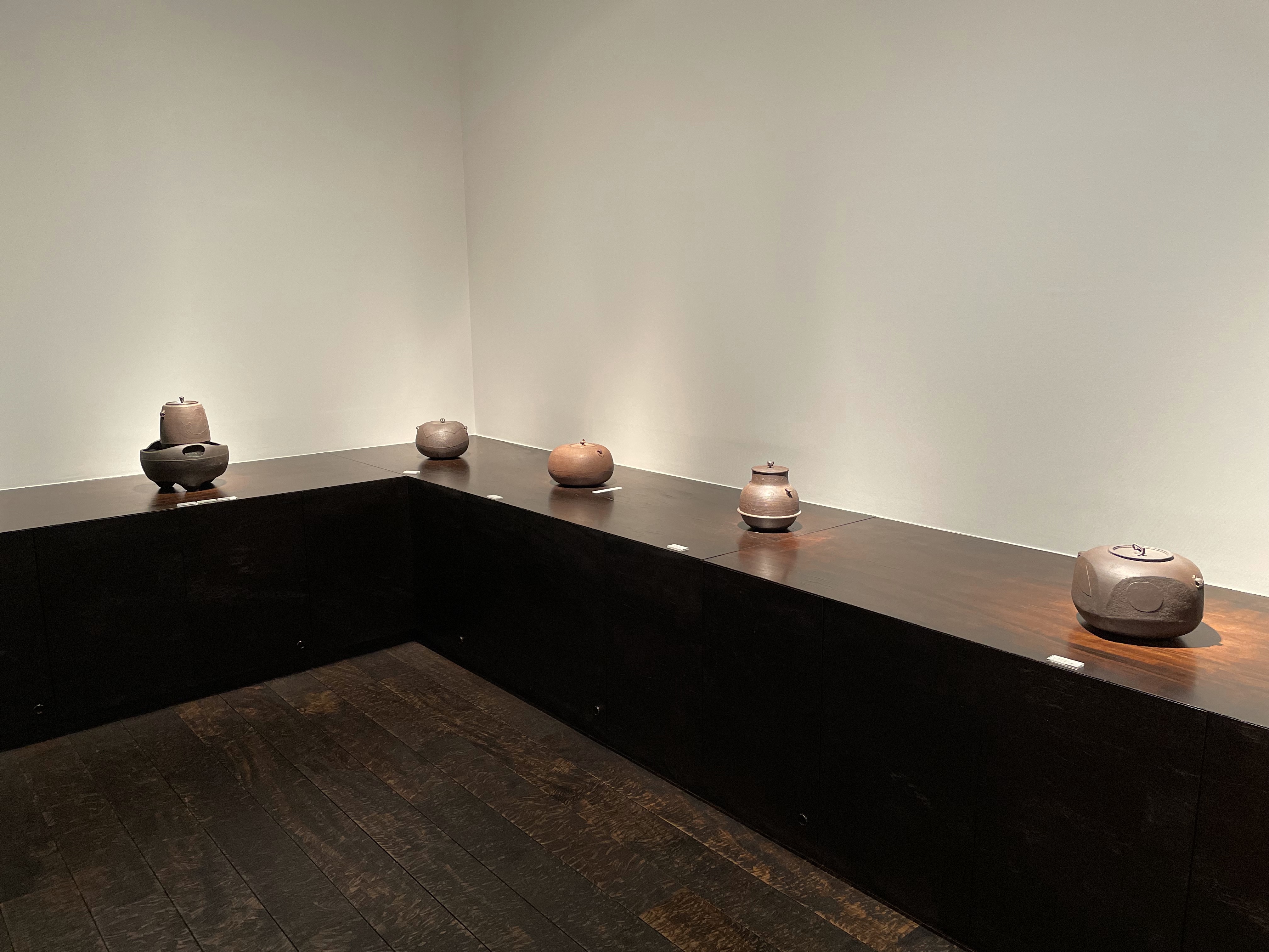 二代 長野垤志 和銑による茶の湯釜 作品展 | 柿傳ギャラリー