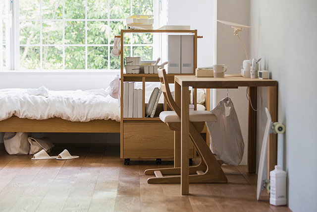 学習机・勉強机ならカリモク家具｜デスク関連アイテム｜国産家具