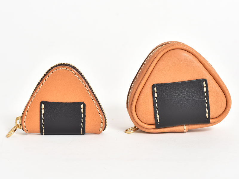 おにぎりの形をした使いやすくて可愛いコインケース / 革鞄のHERZ
