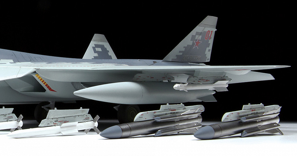 ズベズダ ロシア 第5世代 戦闘機 Su-57 1/48 ミリタリーエアクラフト