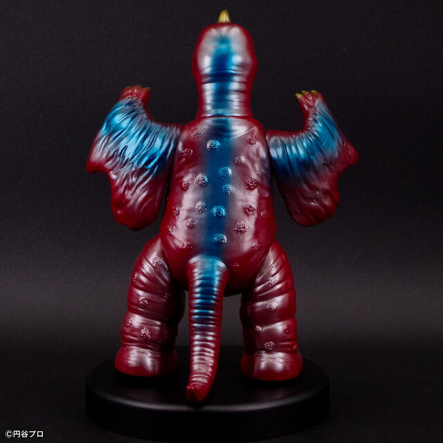 昭和の魂が宿るコレクション！「ウルトラQ」より「カネゴン」「ペギラ