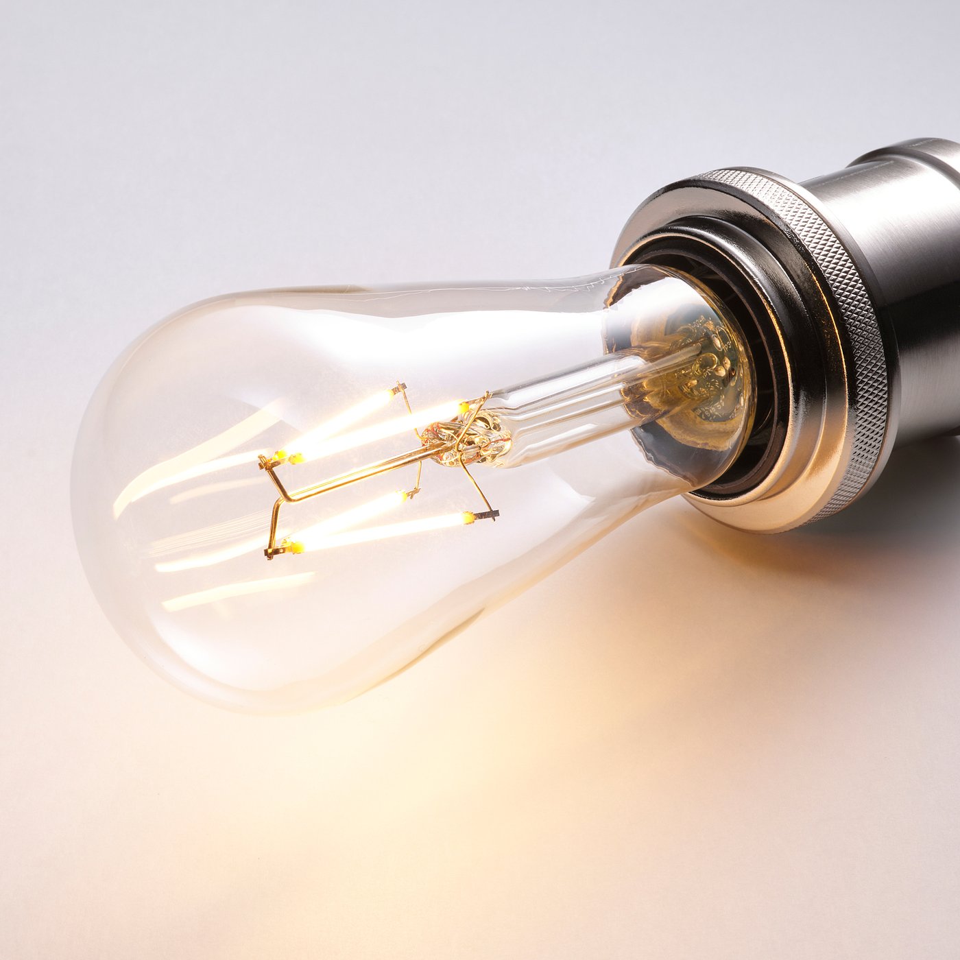 LUNNOM ルッノム LED電球 E26 150ルーメン, しずく形 クリア - IKEA