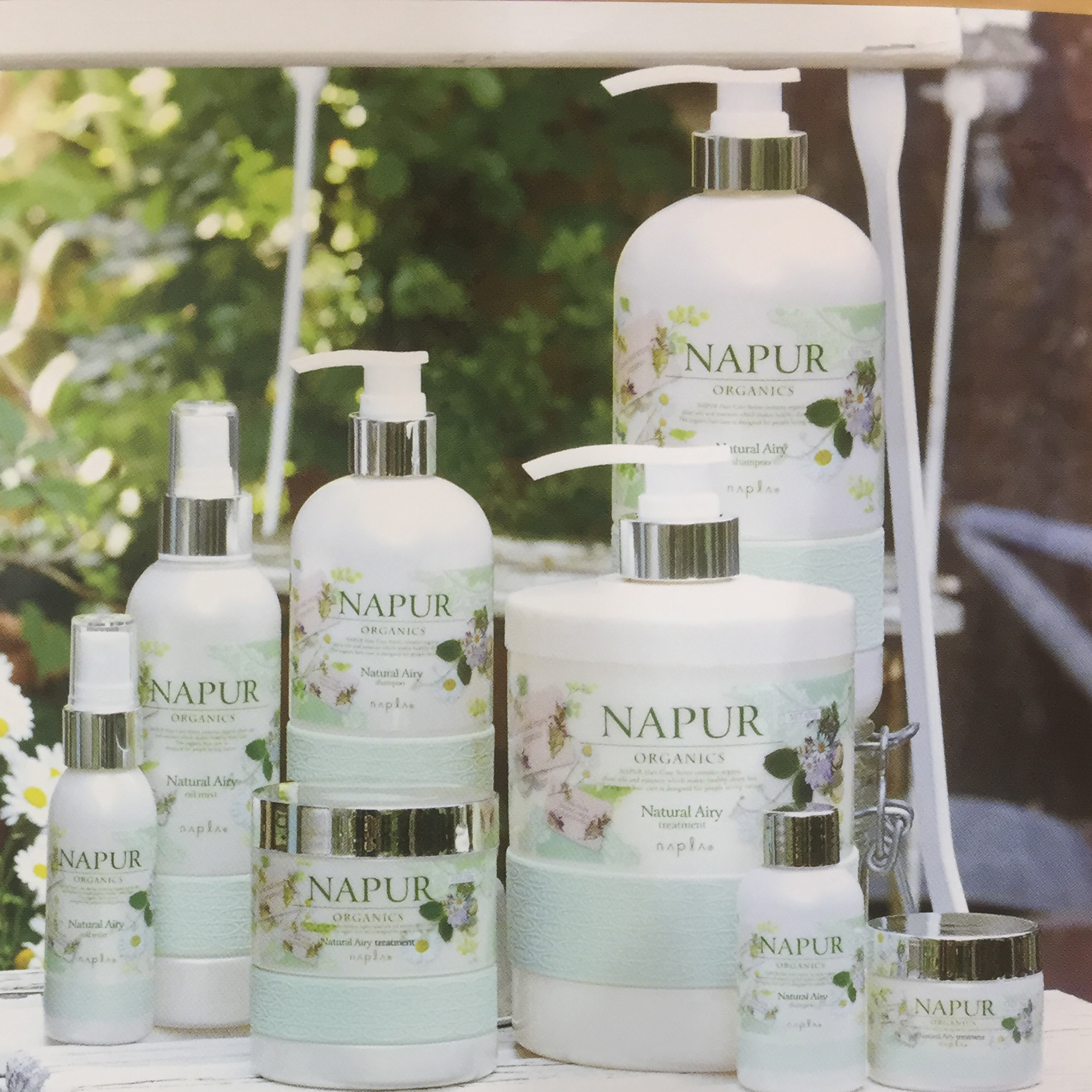 店販商品│姫路市の美容室「イルナ-i luna-」のヘアケア商品のご案内