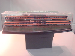 複線ジオラマケース2 ジェイ・モデリング｜建築模型・ジオラマ・展示