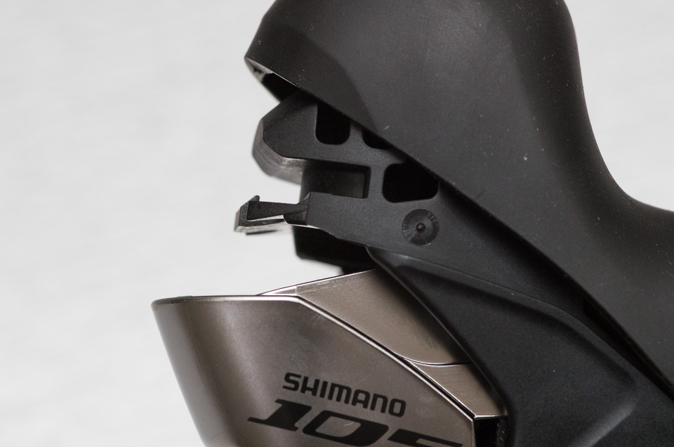 スリムになったSTI、シマノ105 ST-5700 ST-R700からの交換＆レビュー