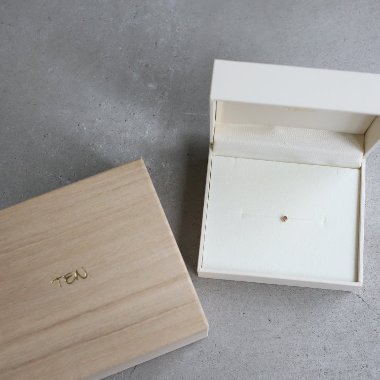 K10 フレークピアス(片耳)