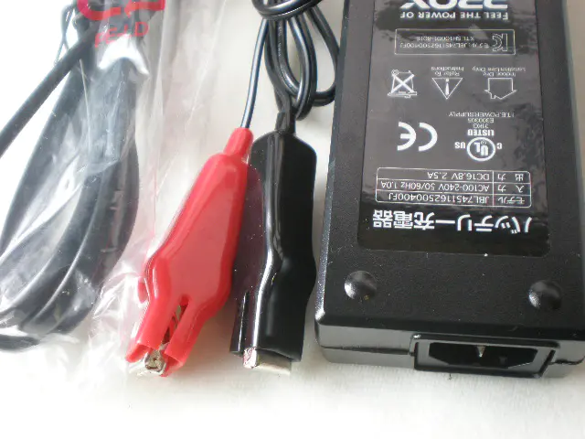 【プロックス】 リチウムイオンバッテリー LIB-10400 専用充電器付き