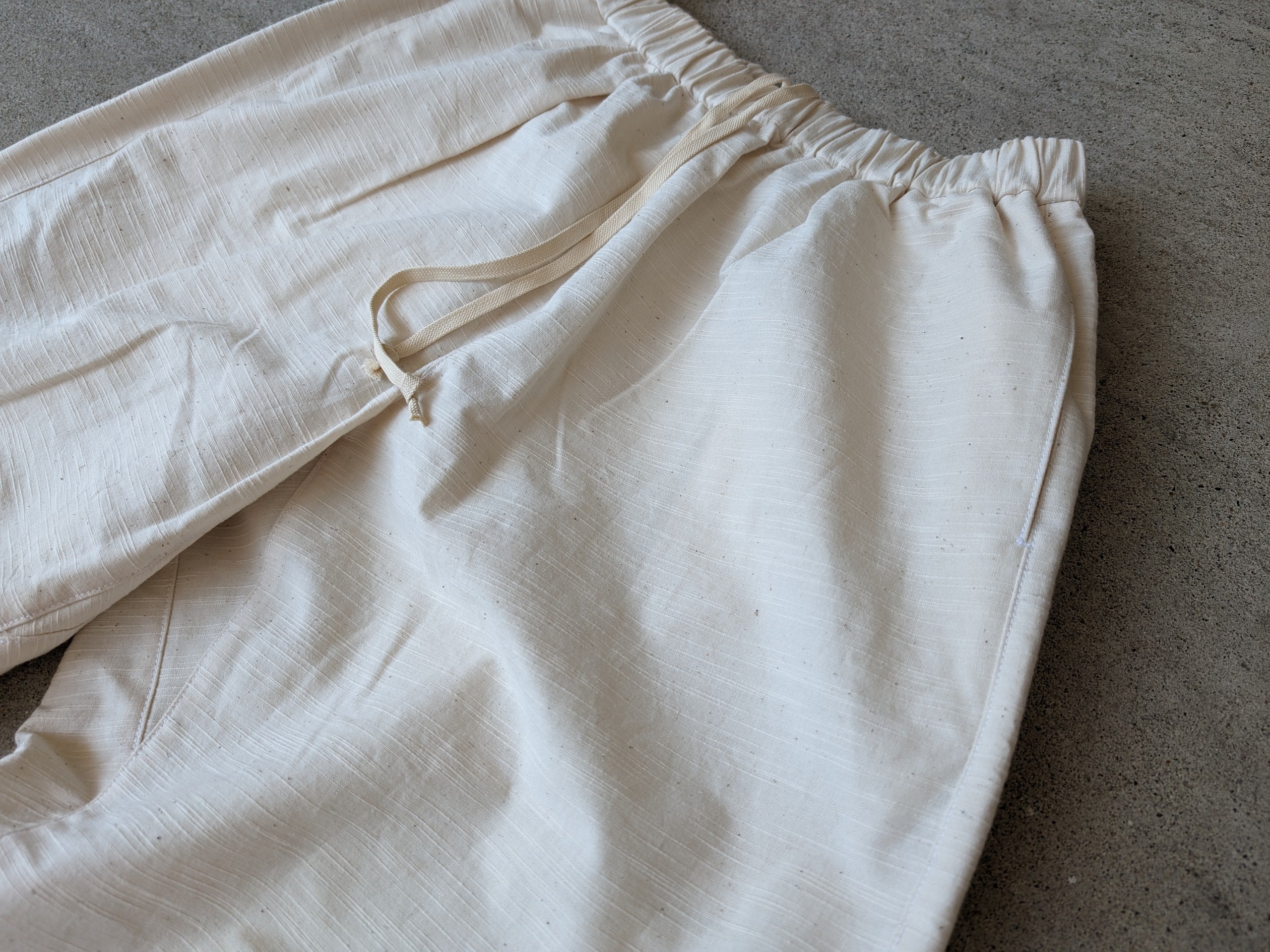OSOCU＞知多木綿 無漂白無染色 バルーンパンツ 「ヨハク」