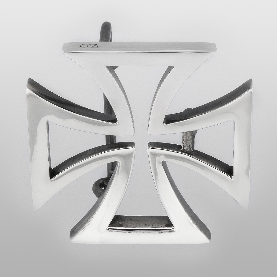 アイアンクロス | バックル by Oz Abstract Tokyo | Online Boutique