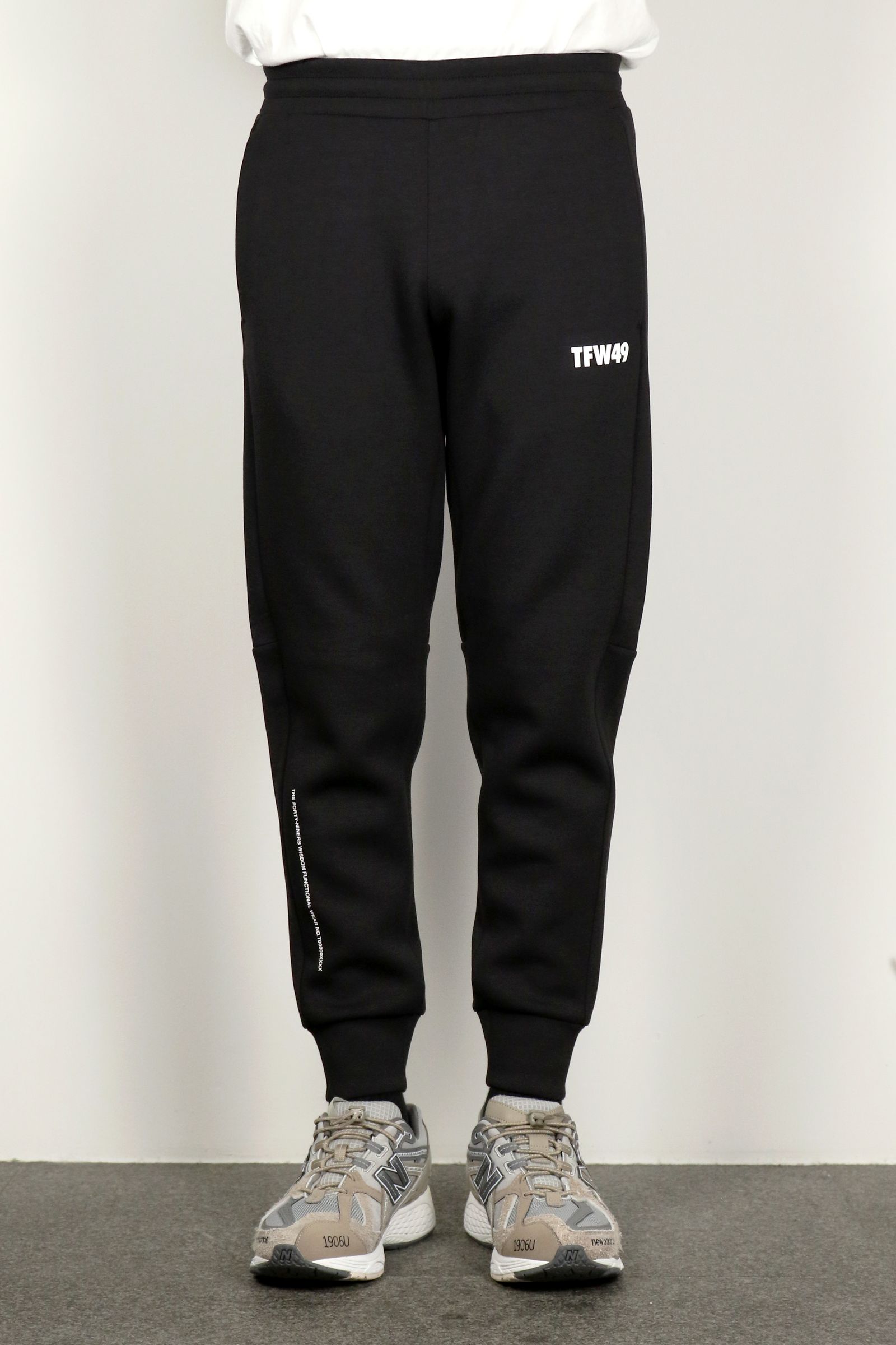 TFW49 - CARDBOARD MATERIAL PANTS / カードボード マテリアル パンツ