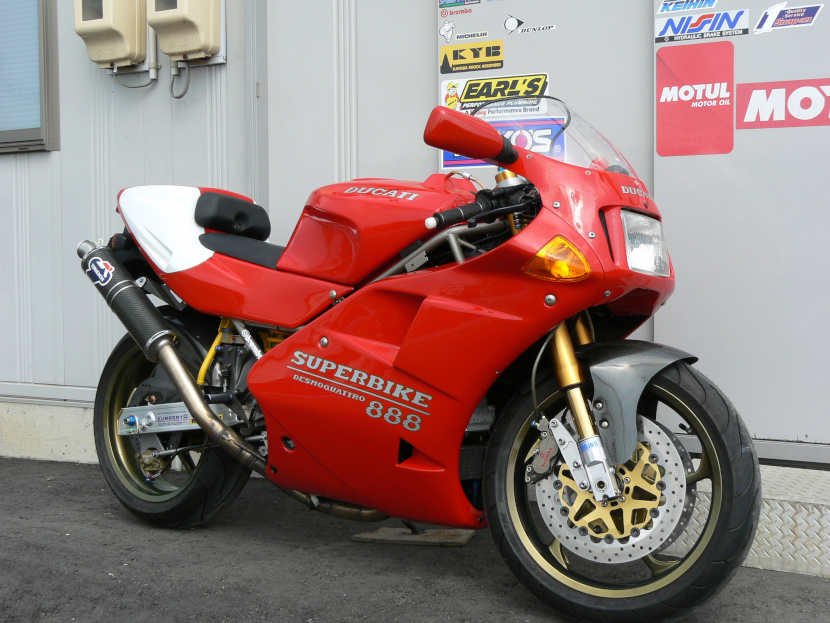 888STRADA | L's Factory