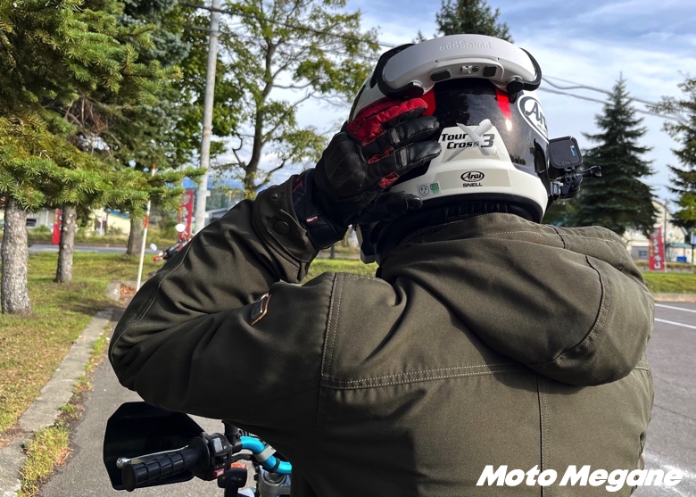 売り切れ続出のヘルメットスピーカー！？「addSound」の取り付けと
