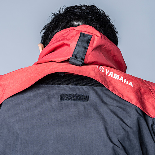 春夏ツーリングを快適にする ヤマハ×クシタニの高機能ジャケットが登場