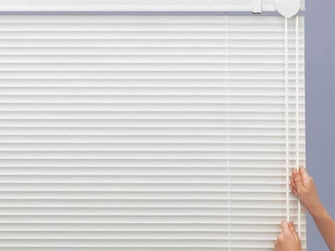 ニュースペーシィ35 遮光タイプ 業務用横型ブラインド トーソー(TOSO