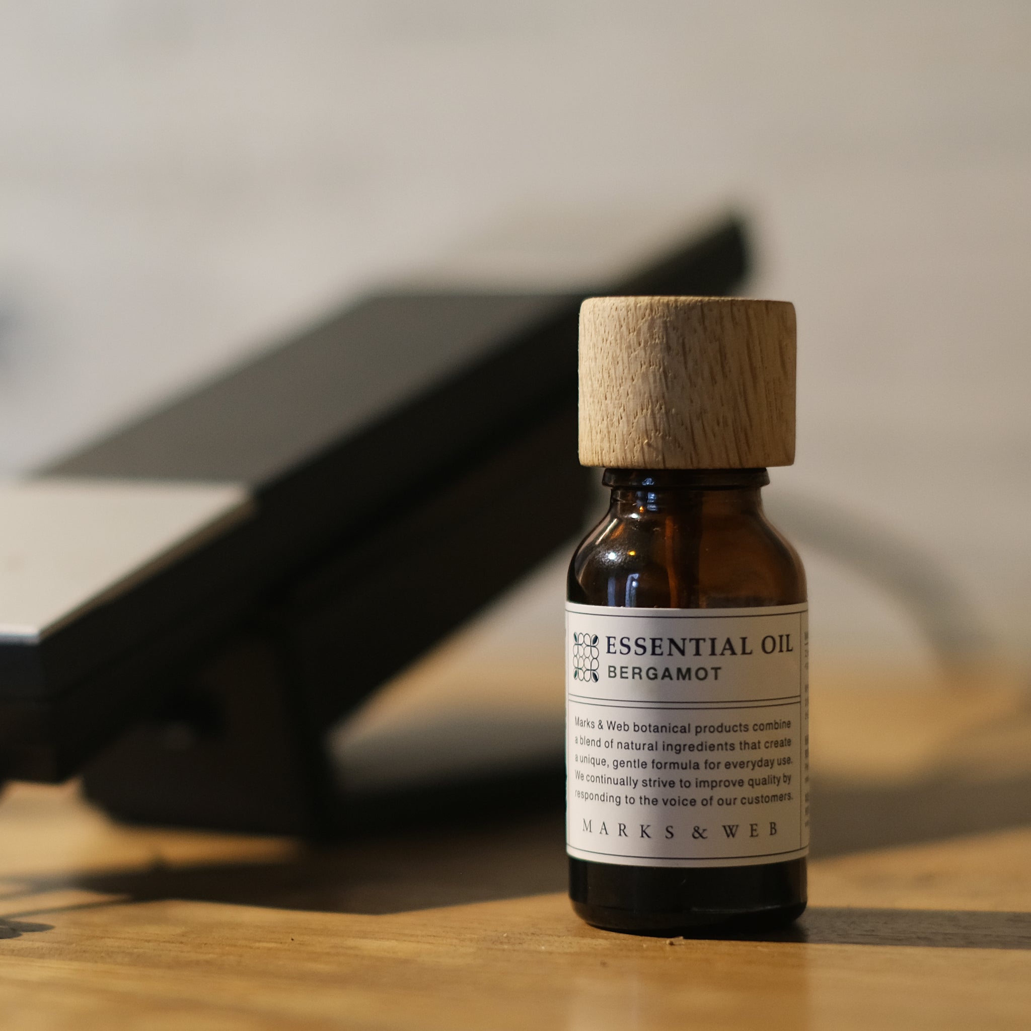 リード アロマウッド｜ディフューザー｜MARKS&WEB