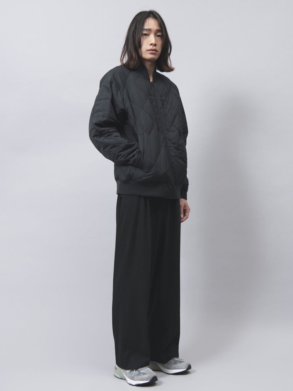 ユニクロ」×「ホワイトマウンテニアリング」のキルティングダウンは