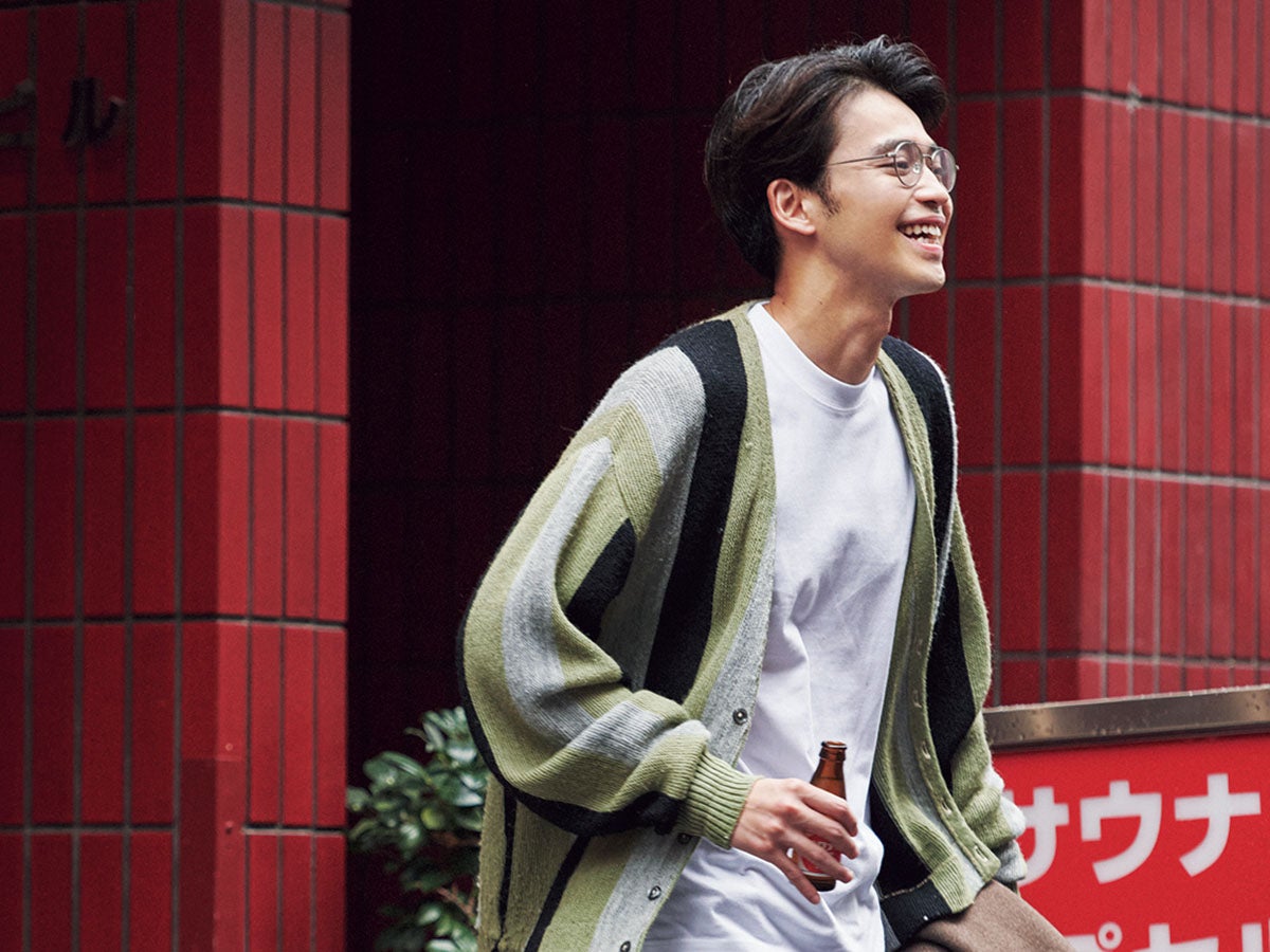 ヘインズ」のTシャツに「マクレガー」のカーディガンをはおって #day2