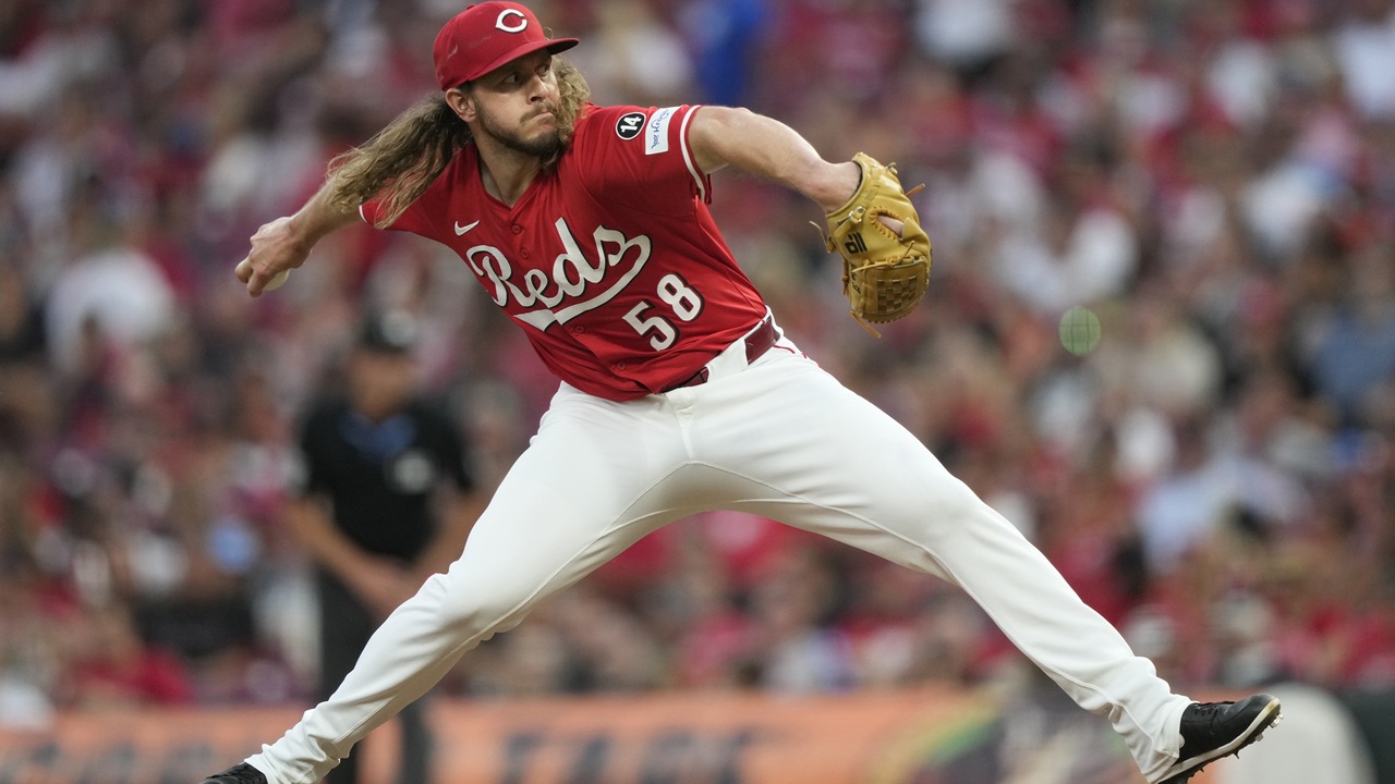 今季最高球速はツインズ・デュランの104.8マイル トップ5独占 - MLB