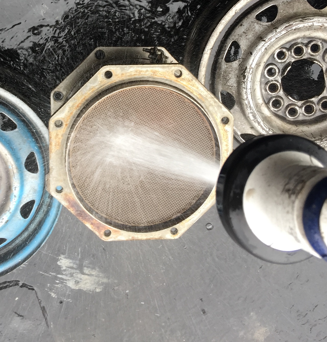 いすゞ(ISUZU)：DPF・DPR洗浄｜DPF洗浄・カーパーツの通販とボディー