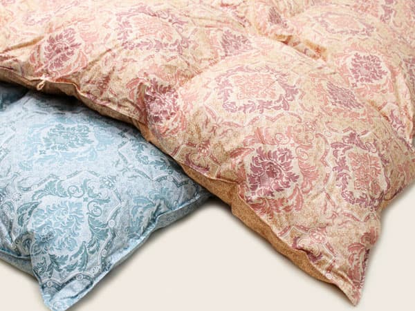 京都西川ダブルフェイス羽毛布団マザー95％