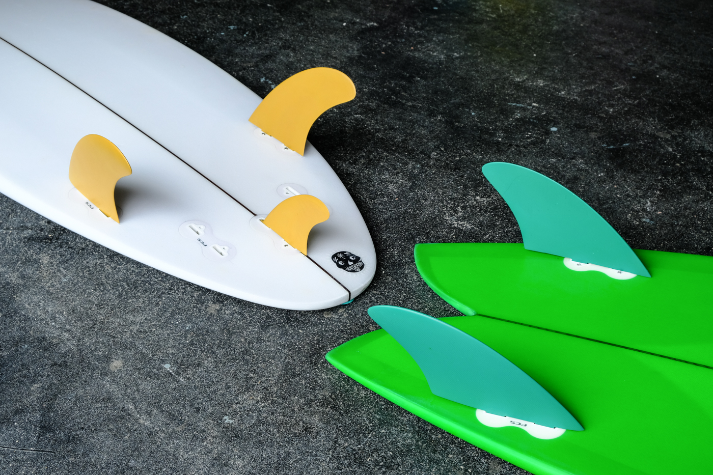 T1系 TWIN ツインスタビ フィン サーフィン ツイン 緑黒 T1系 ツイン