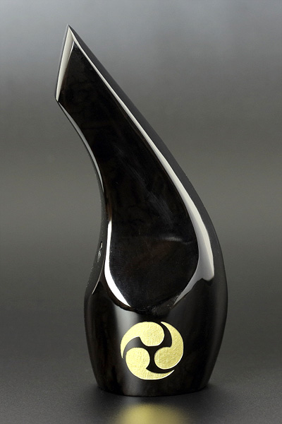 左御紋入りの三線用バチ（爪）- 三線屋 ナビィ三線のうちなーたいむ