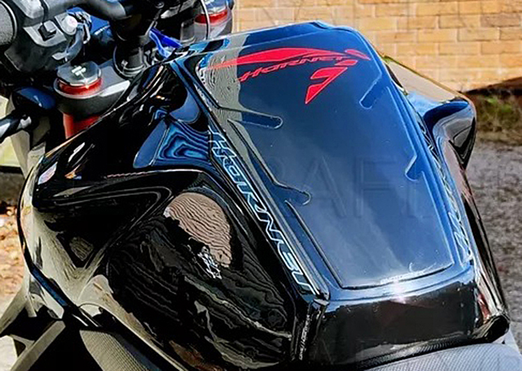 HONDA HORNET | タンクパッド MOTOGRAFIX