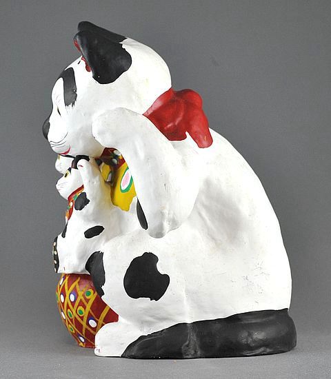 佐々木孝和作 岩手県郷土玩具 民藝手描きの瞳やまつ毛、ヒゲ、色彩が